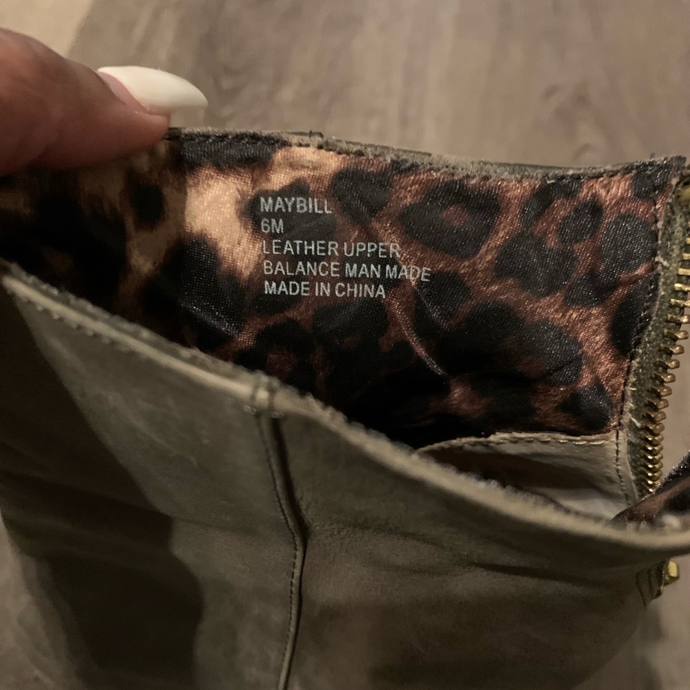 Betsey Johnson Maybill Boots - Picture 7 of 7
